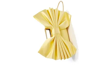 Nwt Alice + Olivia Semira Bow Clutch Bag Butter Yellow thumbnail 5