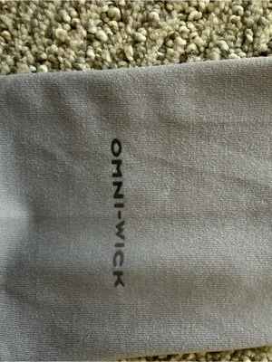 Columbia Women's Long Sleeve Omni-Wick Quarter-Zip Shirt Cream and Gray‎ Size M thumbnail 4