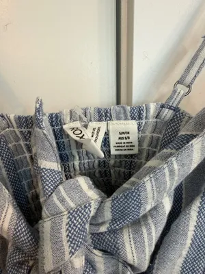 🎉NWT🎉 Roxy Women’s cotton chambray Striped Button up Tie Front small w/pockets thumbnail 3