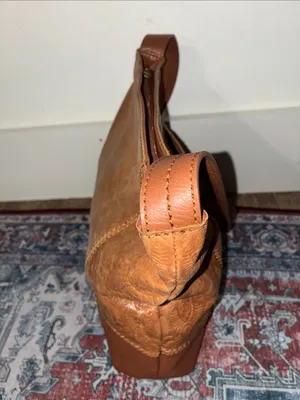 The Sak Tan Light Brown Tooled Leather Shoulder Bag Purse thumbnail 5