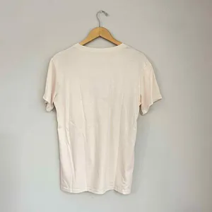 Amazon Aloha Graphic Tshirt Short Sleeve Size Medium thumbnail 3