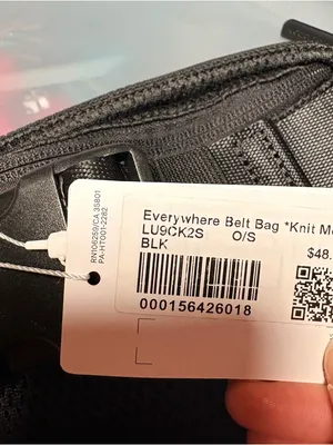Lululemon Everywhere Belt Bag 1L in the Knit Mesh. NWT Black Sold Out Style thumbnail 3