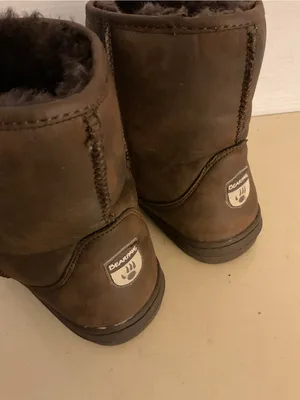 BearPaw Women brown leather short classic boots US 11 thumbnail 6