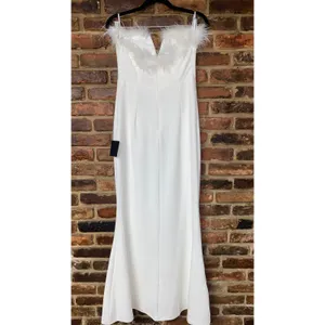 NWT Lulus Extraordinary Glam White Feather Strapless Mermaid Maxi Dress Medium thumbnail 6