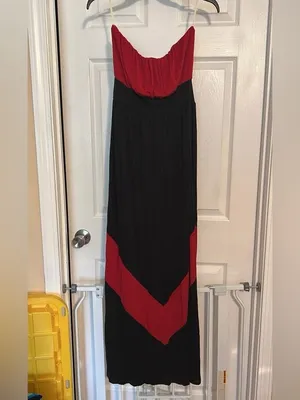 Elegant Strapless Red & Black Maxi Dress thumbnail 2