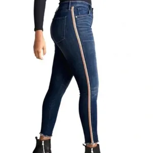 Abercrombie & Fitch Simone High Rise Ankle Jeans with Sporty Stripes Size‎ 26 thumbnail 9