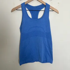 LULULEMON- Swiftly Tech Racerback Heathered Pipe Dream Blue Size 6 thumbnail 2