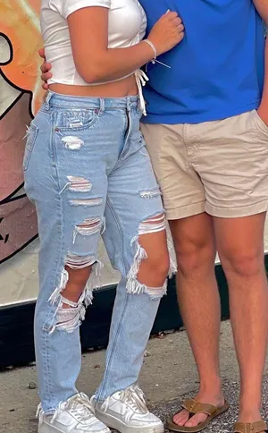 American Eagle Outfitters Distressed Jeans thumbnail 1