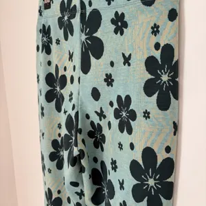 Urban Outfitters Bryn Floral Flare Pants S Green Retro Y2K Stretch Knit Boho thumbnail 8
