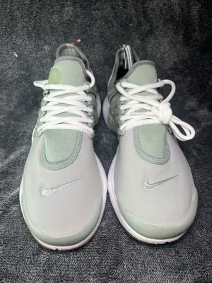 Nike Air Presto Premium Light Bone Barely Green Women's Size 9 878068-011 thumbnail 2