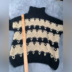 POL Chunky Knit Black and Tan Sweater large turtleneck thumbnail 8