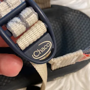 Chacos SANDALS size 9 excellent condition see all photos (P8) thumbnail 2