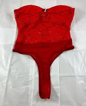 Top Chic M/L red lace strapless lace bodysuit thumbnail 2