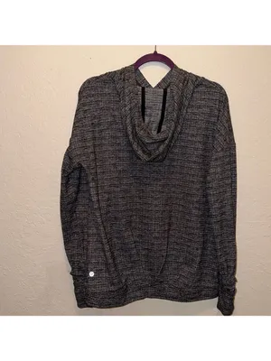 Lululemon pullover hoodie lightweight hoodie with thumb holes and hand cuffs thumbnail 4