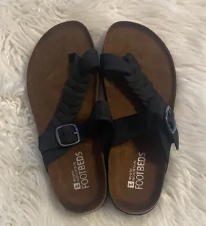 White Mountain Black and Brown Footbeds sandals size 9M BNWOT thumbnail 1