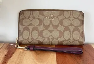 NWT Coach Long Zip Around Wallet‎ In Signature Canvas thumbnail 1