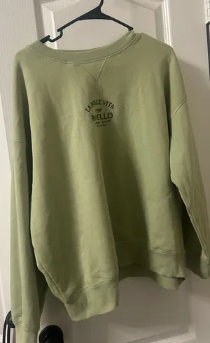 H&M green crewneck thumbnail 1