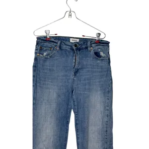 Pistola Women's Jeans Straight Leg Distressed‎ Raw Hem Stonewash Denim Size 28 thumbnail 4