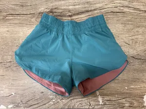 Lululemon Choose A Side Short 3" size 2 thumbnail 1