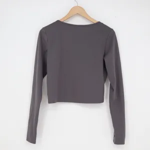 HM Divided Womens Charcoal Gray Scoop Neck Long Sleeve Crop Top Thumbholes L thumbnail 6