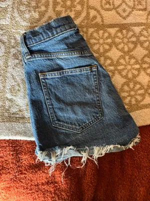 Abercrombie Mom Shorts thumbnail 2