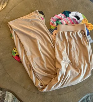 Huukey Beige Wide Leg Pants Women's Size Medium thumbnail 1
