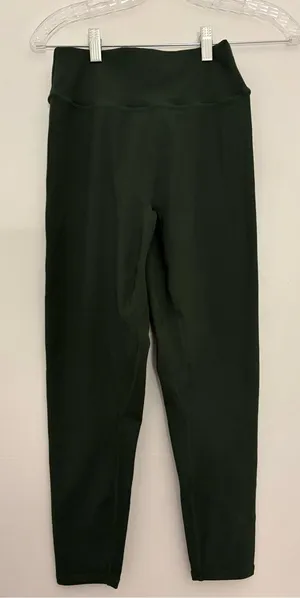 PTULA Green Cropped Leggings L Size L thumbnail 1