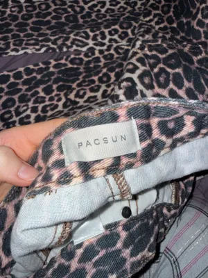 PacSun Casey Low-Rise Baggy Jeans Cheetah Print thumbnail 3