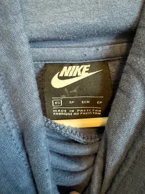 Nike Hooded Sweatshirt thumbnail 3