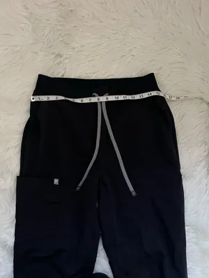 Fabletics Women’s Black Scrub Jogger Pants Size Medium  thumbnail 6