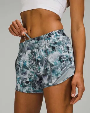 Lululemon Hotty Hot‎ Low Rise Shorts Size 8 thumbnail 1