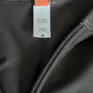 Lucy‎ Brown Zip thumbnail 4