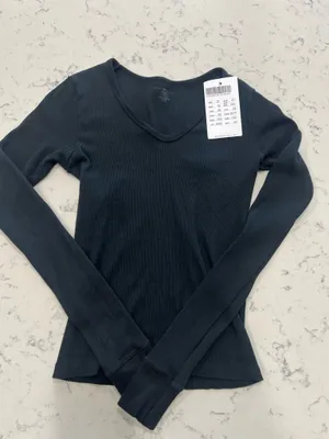 Brandy Melville Top thumbnail 2