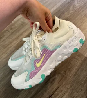 Nike Renew Lucent Sneakers thumbnail 1