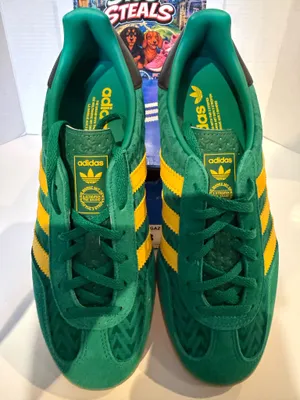 Women’s Adidas Gazelle Indoor size 8W thumbnail 3