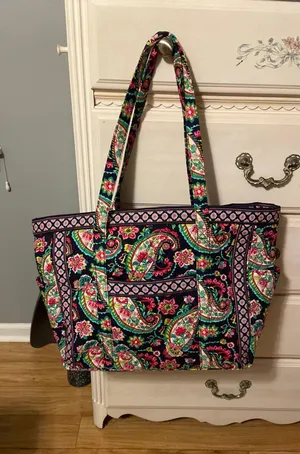 Vera Bradley Traveling Tote thumbnail 1