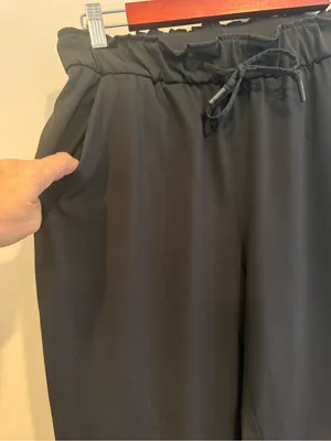 Lululemon Keep Moving 7/8 Pant Sz 8 thumbnail 4