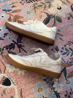 DV by Dolce Vita Sneakers thumbnail 2