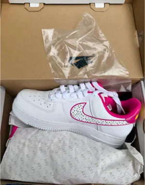 Nike Air Force thumbnail 1