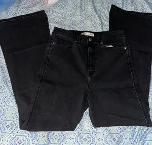 Levi’s Vintage Strauss Signature black flare Jeans thumbnail 1