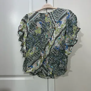Maeve Anthropologie Maya Flutter Sleeve Top Size 12 US thumbnail 5