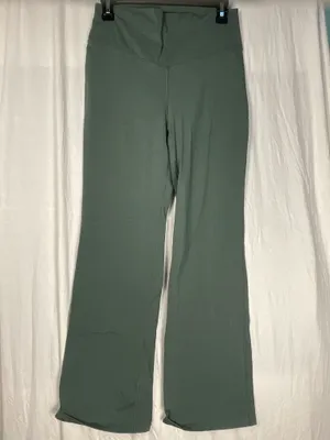 Old Navy Active Slim Bootcut Leggings High-Rise thumbnail 2