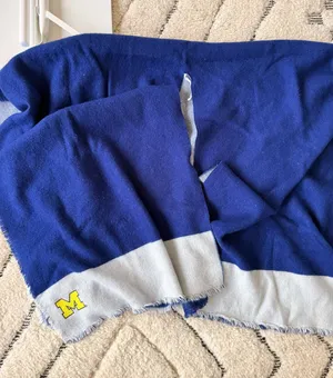 U of Michigan knit poncho thumbnail 1