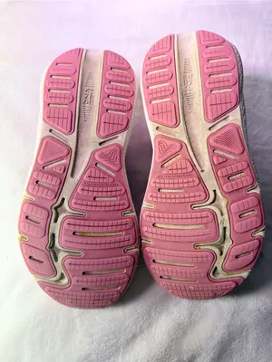 Brooks Ghost Max Women's Running Shoe - Hot Pink & Black thumbnail 8