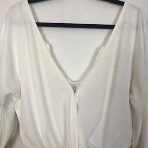 For Love & Lemons V-Neck White Womens Bodysuit Size Small thumbnail 4