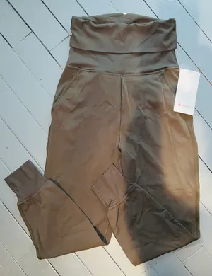 Align Super-High-Rise Ribbed-Waist Jogger thumbnail 1