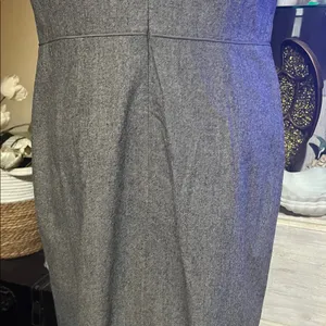 Banana Republic gray sheath dress with square neckline size 14 Wool dress thumbnail 6