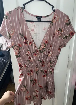Rue 21 Floral Romper thumbnail 1