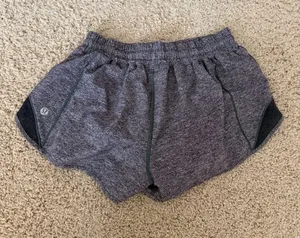 Lululemon Hotty Hot Shorts 2.5" thumbnail 1