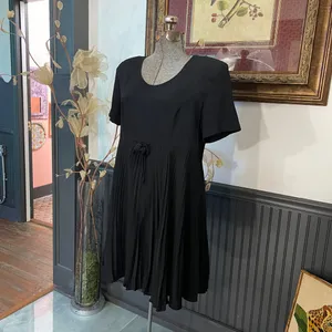 Vintage CDC Caren Desirée Black Pleated Rosette A-Line Dress Sz 12 💚🎀 thumbnail 6